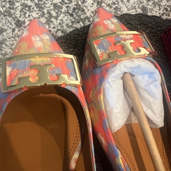 Tory Burch pointedly toe flat - Picture 3 of 8